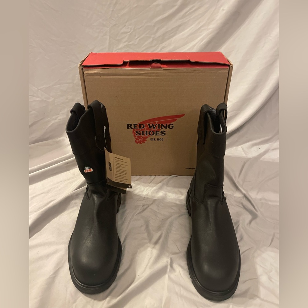 Red Wing Shoes waterproof, insulated, electric proof, & composite toe 8D
